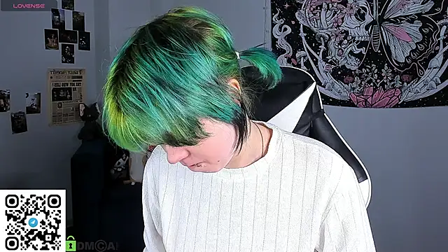 LittleKittenStar online show from 04/23/26, 03:24