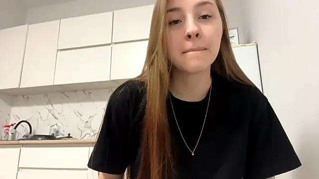 Snapshot of Vickyfaith chatting on 03/27/26, 09:27 Vickyfaith online show from 03/27/26, 09:27