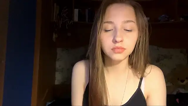 Snapshot of Vickyfaith chatting on 04/04/26, 08:26 Vickyfaith online show from 04/04/26, 08:26