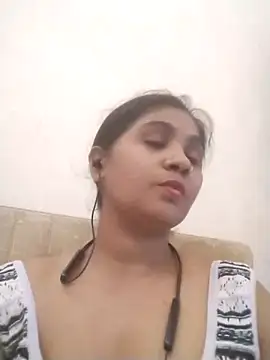 LovelyRenu online show from 03/31/26, 10:39