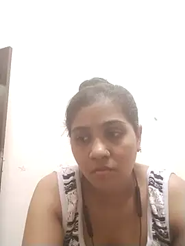 LovelyRenu online show from 03/30/26, 02:18