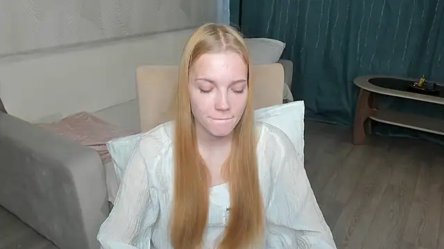 Snapshot of PetraRohal chatting on 03/31/26, 07:43 PetraRohal online show from 03/31/26, 07:43