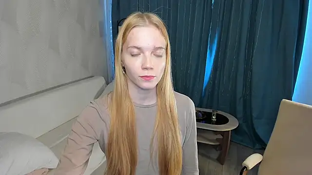 Snapshot of PetraRohal chatting on 03/24/26, 07:08 PetraRohal online show from 03/24/26, 07:08