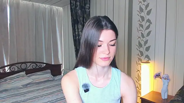JulissaLipoma online show from 07/10/26, 07:30