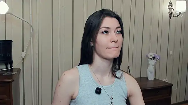 JulissaLipoma online show from 03/29/26, 07:54