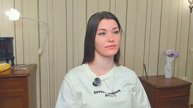 JulissaLipoma online show from 03/26/26, 07:17