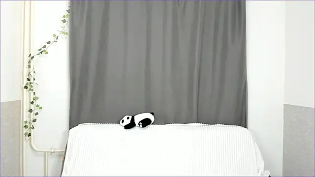 Emily Nelsonn online show from 05/25/26, 05:22