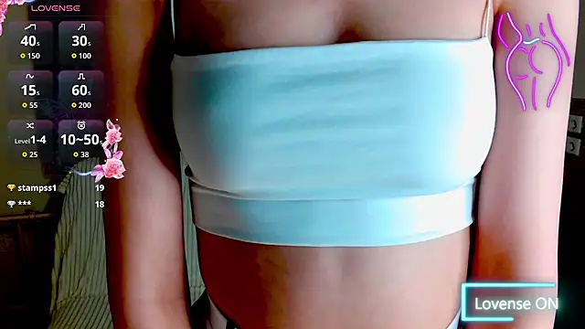 Snapshot of Emily_Nelsonn chatting on 03/31/26, 03:14 Emily Nelsonn online show from 03/31/26, 03:14