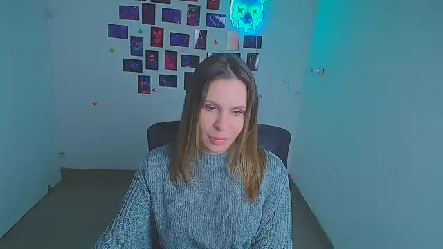 Kira raaaa online show from 04/10/26, 05:25