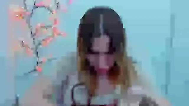 Kira raaaa online show from 04/02/26, 05:30