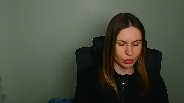 Kira raaaa online show from 03/26/26, 06:00