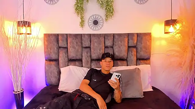 Snapshot of buda_cataleya chatting on 03/30/26, 11:22 buda cataleya online show from 03/30/26, 11:22