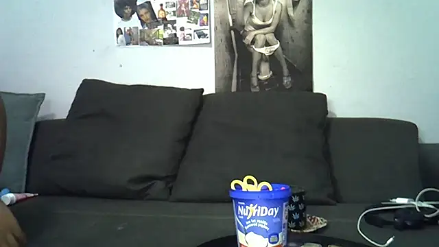 CurvySnowflakes online show from 07/03/26, 10:05