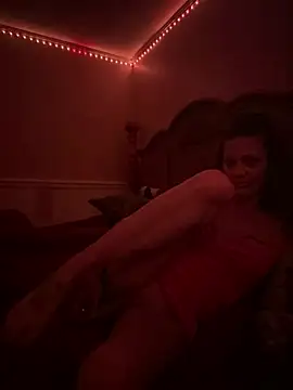 MaKeItWeT4200 online show from 04/03/26, 06:31