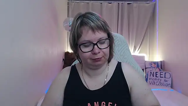 BonnnyBoobsy online show from 05/23/26, 06:40