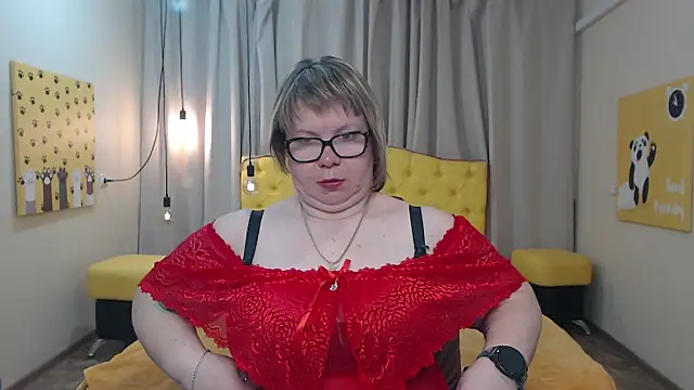 BonnnyBoobsy online show from 04/25/26, 06:27