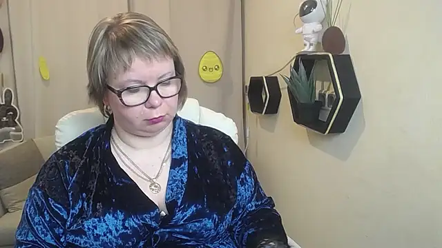 Snapshot of BonnnyBoobsy chatting on 04/11/26, 07:45 BonnnyBoobsy online show from 04/11/26, 07:45