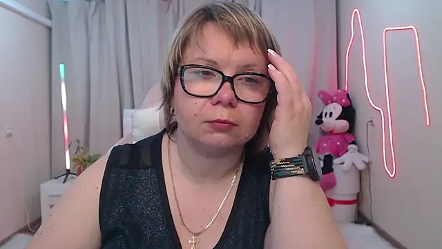 BonnnyBoobsy online show from 05/19/26, 01:56