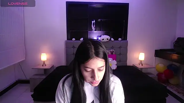 Melannyy V online show from 07/12/26, 11:44