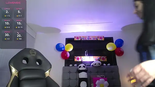 Melannyy V online show from 06/25/26, 01:05