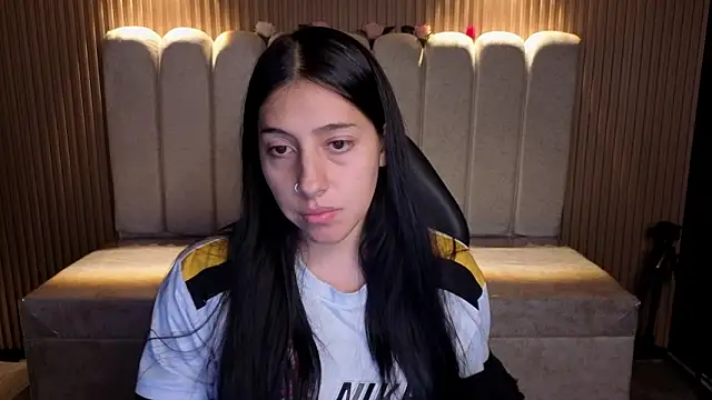 Melannyy V online show from 03/28/26, 12:39