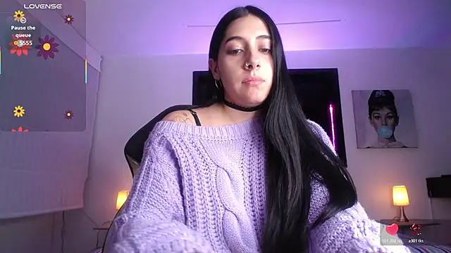 Melannyy V online show from 04/30/26, 09:19