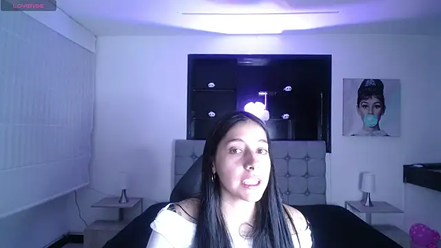 Melannyy V online show from 06/02/26, 01:00