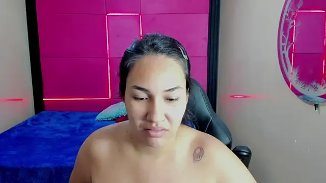 Snapshot of SammyEvanns_ chatting on 06/17/26, 01:16 SammyEvanns online show from 06/17/26, 01:16