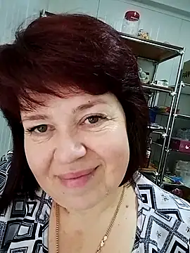 Snapshot of ViktoriaToytor55 chatting on 06/13/26, 08:34 ViktoriaToytor55 online show from 06/13/26, 08:34