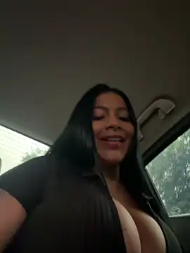 Snapshot of Megan_hugeboobs chatting on 03/27/26, 10:22 Megan hugeboobs online show from 03/27/26, 10:22