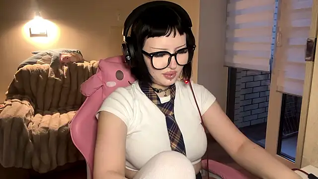 Snapshot of Setty_Asky chatting on 03/20/26, 12:39 Setty Asky online show from 03/20/26, 12:39