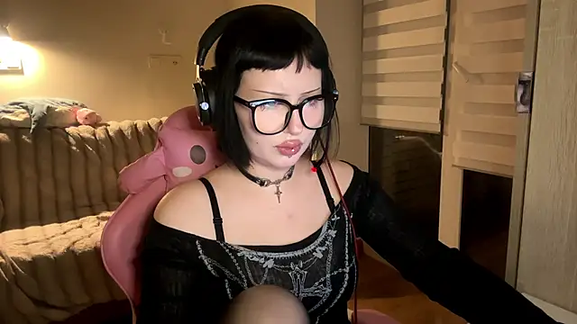 Snapshot of Setty_Asky chatting on 03/26/26, 02:15 Setty Asky online show from 03/26/26, 02:15