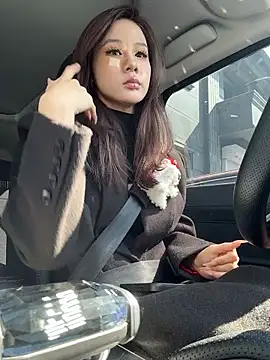 Snapshot of AAi-0329 chatting on 03/26/26, 02:21 AAi-0329 online show from 03/26/26, 02:21