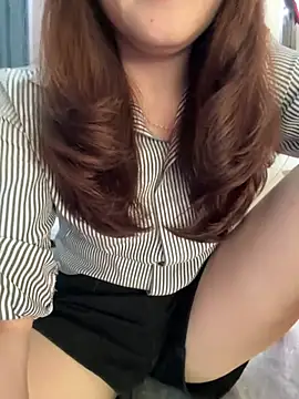 Snapshot of -Habin- chatting on 04/13/26, 01:42 -Habin- online show from 04/13/26, 01:42