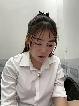 Snapshot of -Habin- chatting on 03/27/26, 09:21 -Habin- online show from 03/27/26, 09:21