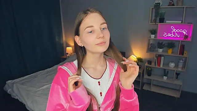 Snapshot of AndriaWhitford chatting on 03/24/26, 07:58 AndriaWhitford online show from 03/24/26, 07:58