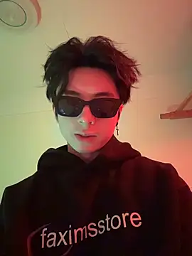 Snapshot of kissbaby-111 chatting on 03/21/26, 06:01 kissbaby-111 online show from 03/21/26, 06:01