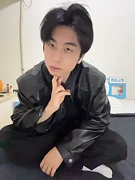 Snapshot of kissbaby-111 chatting on 06/18/26, 05:29 kissbaby-111 online show from 06/18/26, 05:29