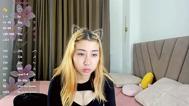 gigi meii online show from 04/02/26, 01:18