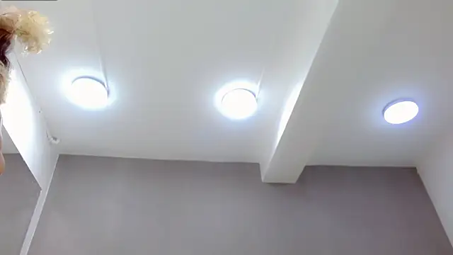 Snapshot of samantha_bliss24 chatting on 04/10/26, 06:48 samantha bliss24 online show from 04/10/26, 06:48