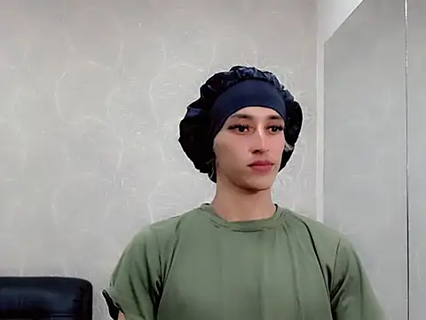 Snapshot of samantha_bliss24 chatting on 04/07/26, 02:57 samantha bliss24 online show from 04/07/26, 02:57