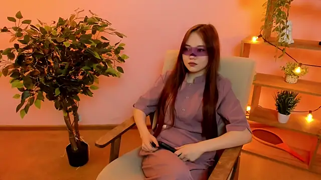 Snapshot of RoniDetterich chatting on 03/21/26, 04:14 RoniDetterich online show from 03/21/26, 04:14