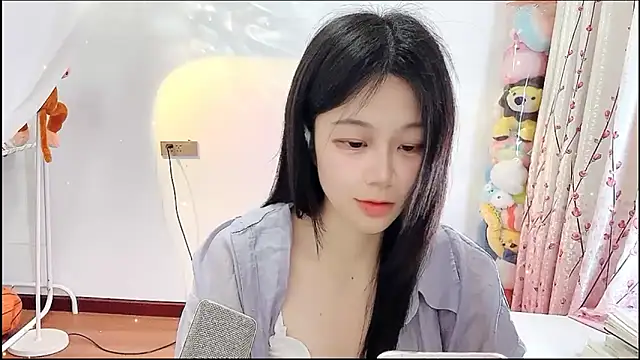 Snapshot of QQ-7890 chatting on 04/20/26, 05:21 QQ-7890 online show from 04/20/26, 05:21