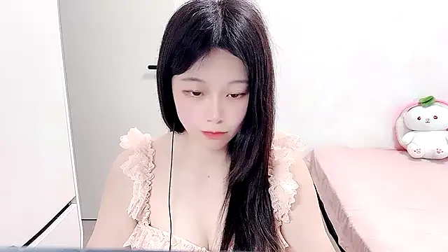 Snapshot of QQ-7890 chatting on 05/06/26, 01:15 QQ-7890 online show from 05/06/26, 01:15
