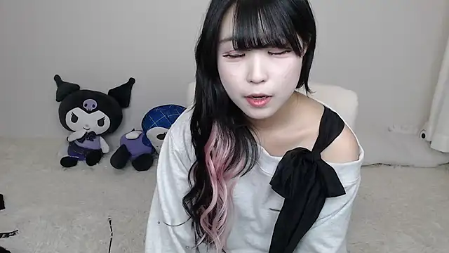 nanami nyann online show from 04/18/26, 01:13