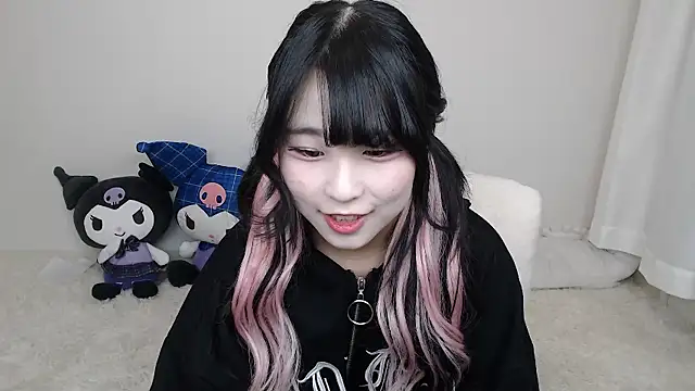 nanami nyann online show from 04/19/26, 03:24