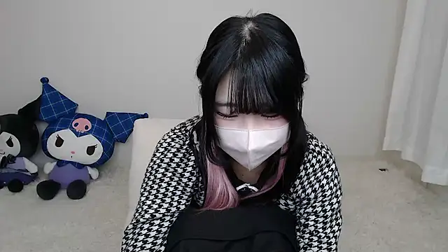 nanami nyann online show from 04/08/26, 12:39