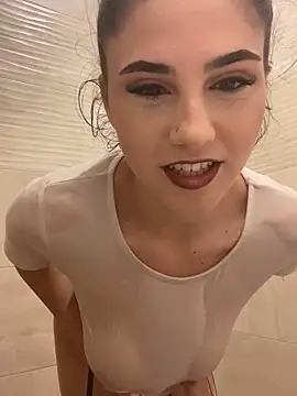 Snapshot of valery_evan chatting on 03/27/26, 07:15 valery evan online show from 03/27/26, 07:15