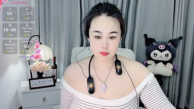 Snapshot of i4Fog chatting on 04/13/26, 06:12 i4Fog online show from 04/13/26, 06:12