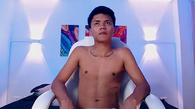 Snapshot of thiagosterling chatting on 04/11/26, 11:41 thiagosterling online show from 04/11/26, 11:41